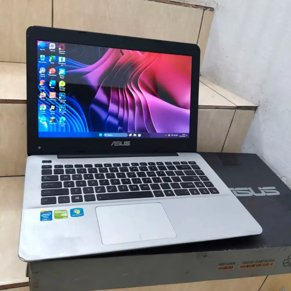 Laptop Asus Core i5 Ram 8/128 Game  dan Desain