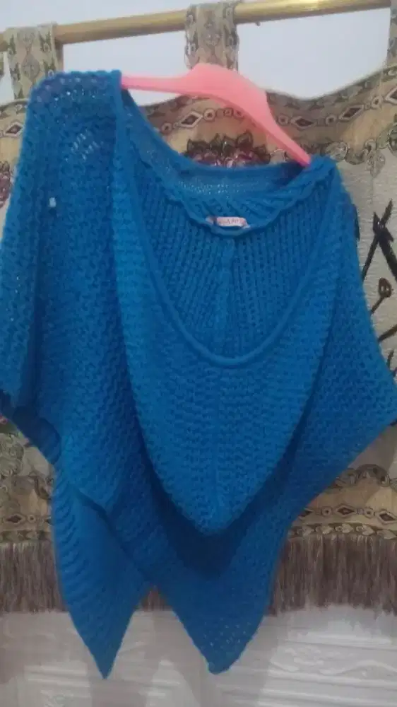 Atasan rajut merk Zoya