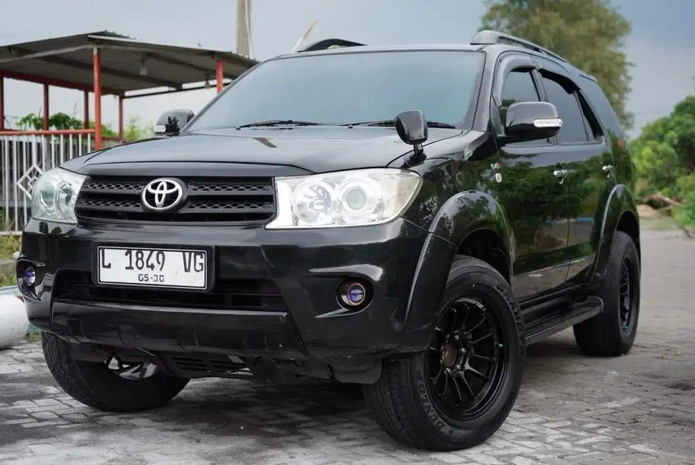 Toyota FORTUNER 2.5 PMK 2010 Matic AT Diesel