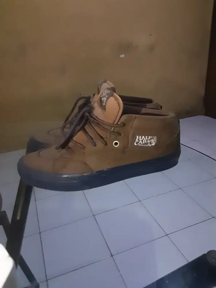 Sepatu vans Half cab 92 brown ORIGINAL