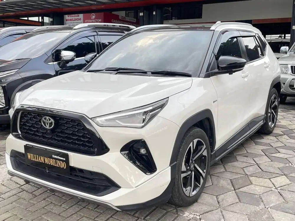 Yaris hybrid GR  thn 2023