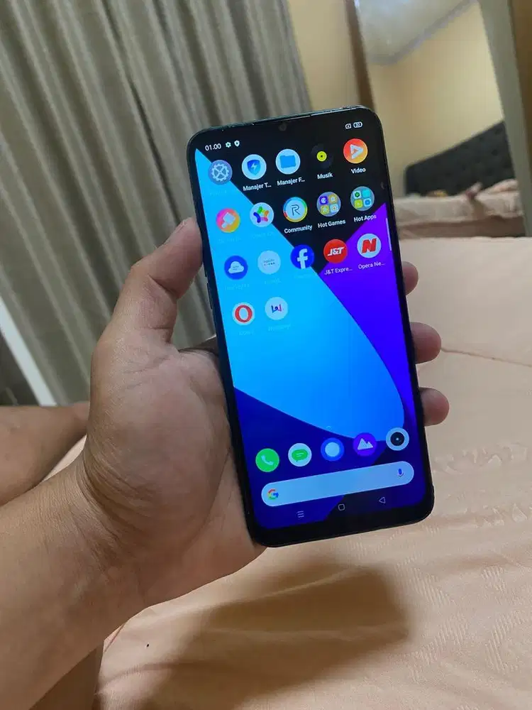 Realme 5i 4/64 gb