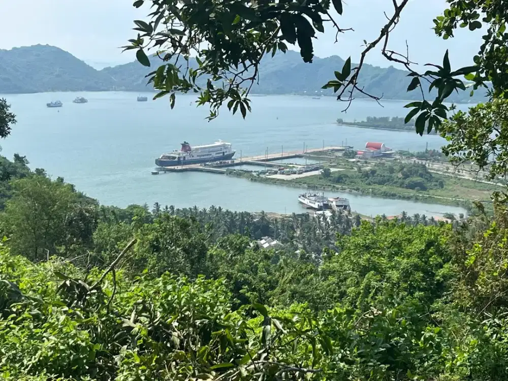 Tanah di Lembar View laut dan Dermaga kapal