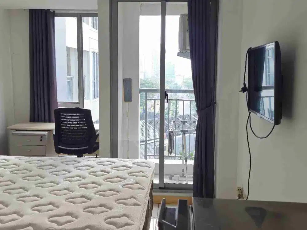 Disewa Type Studio Tower Dakota M Town Residence lantai 9FF