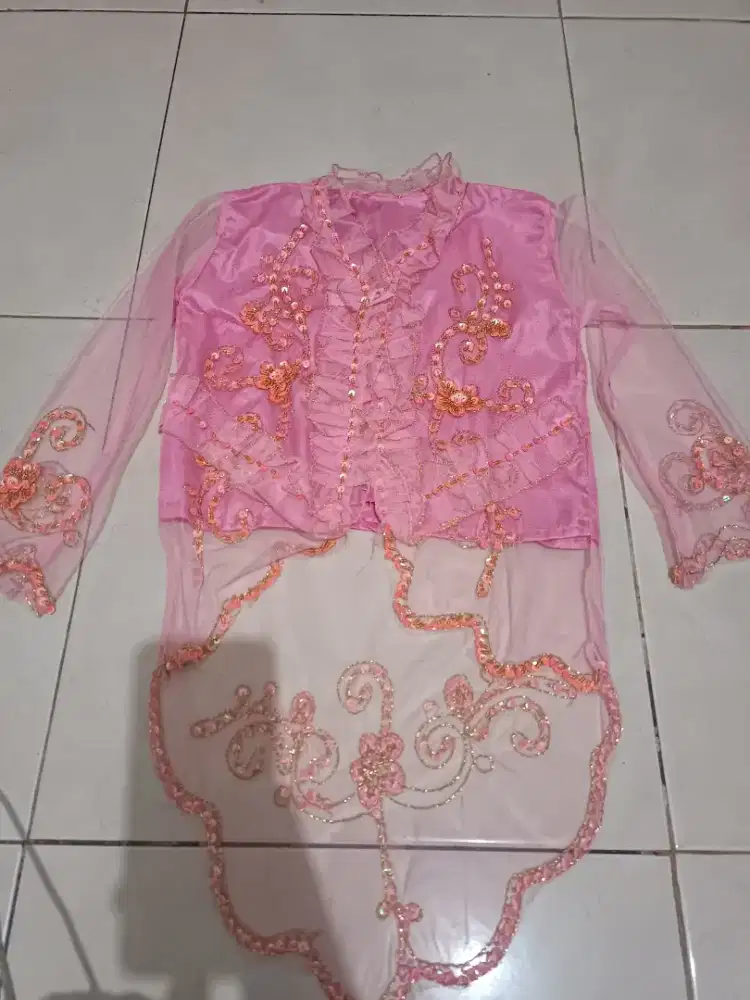 Preloved kebaya set anak perempuan