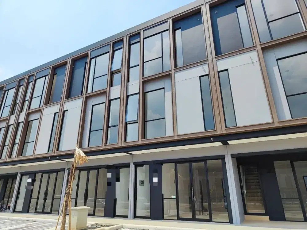 Disewakan ruko 3lantai park serpong hadap jalan boulevard