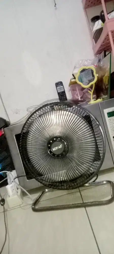 Kipas Sekai 10iN Lok Kemanggisan