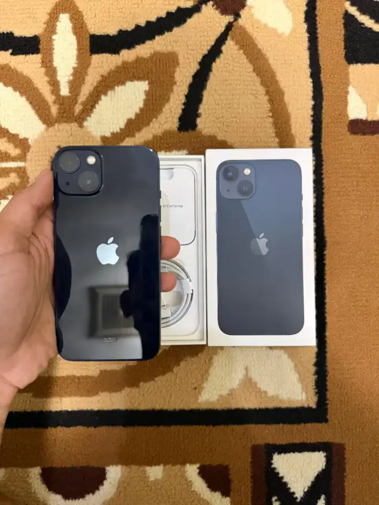 Iphone 13/128 midnight garansi iBox on BH 92%