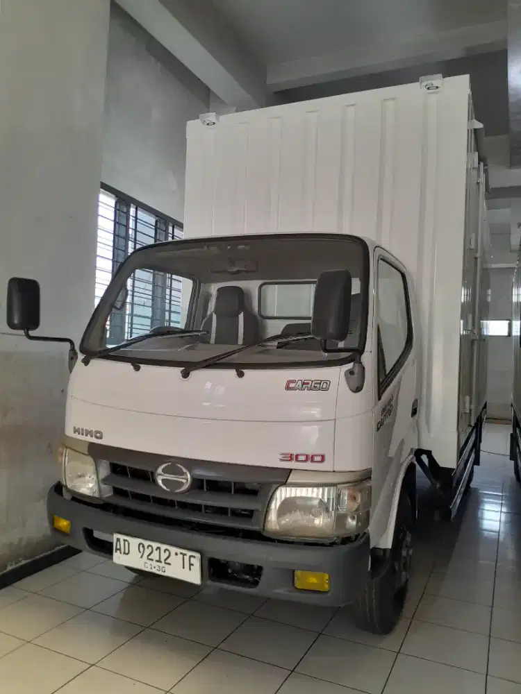 Hino Dutro Doubel Long XtraLong