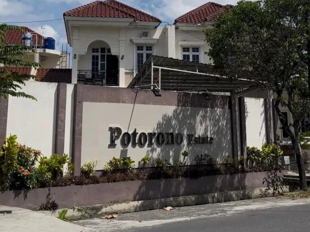 Rumah Eropa Klasik di Banguntapan