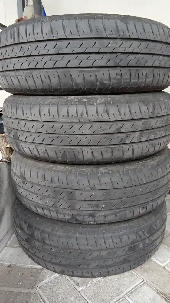 Ban Bridgestone Ecopia 205/65 R16 Innova Reborn