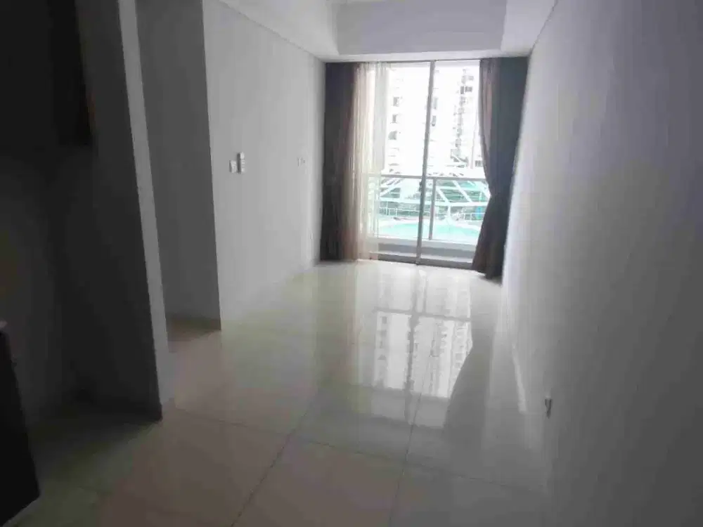 Disewakan Taman Anggrek Residences 3 Bedroom Semi Furnish