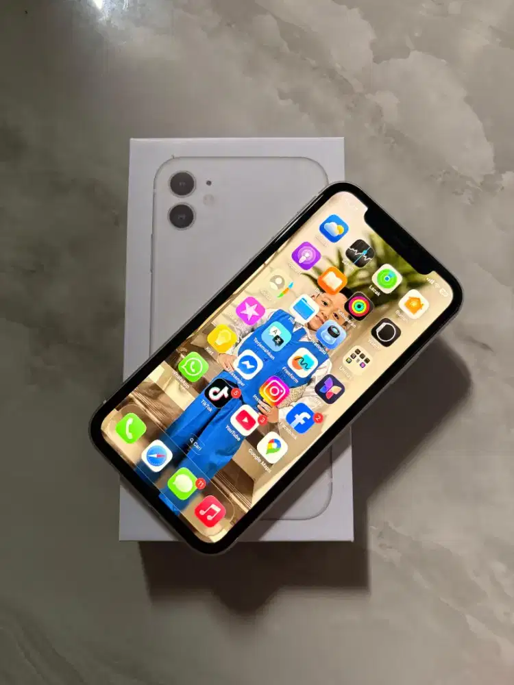 iPhone 11 128GB iBox