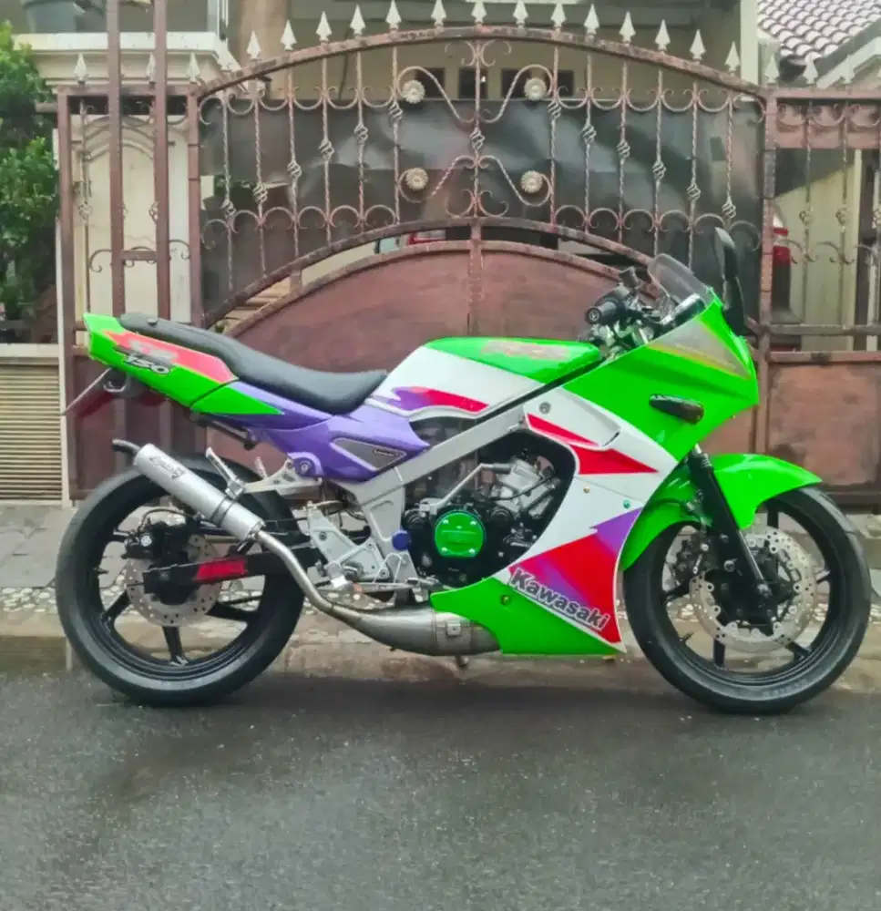 Kawasaki Ninja R 2010 SSR