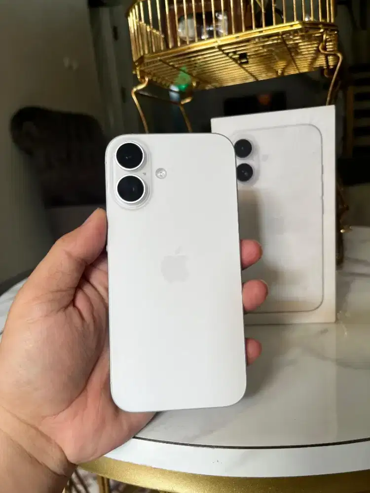 iPhone 16 128GB iBox Garansi