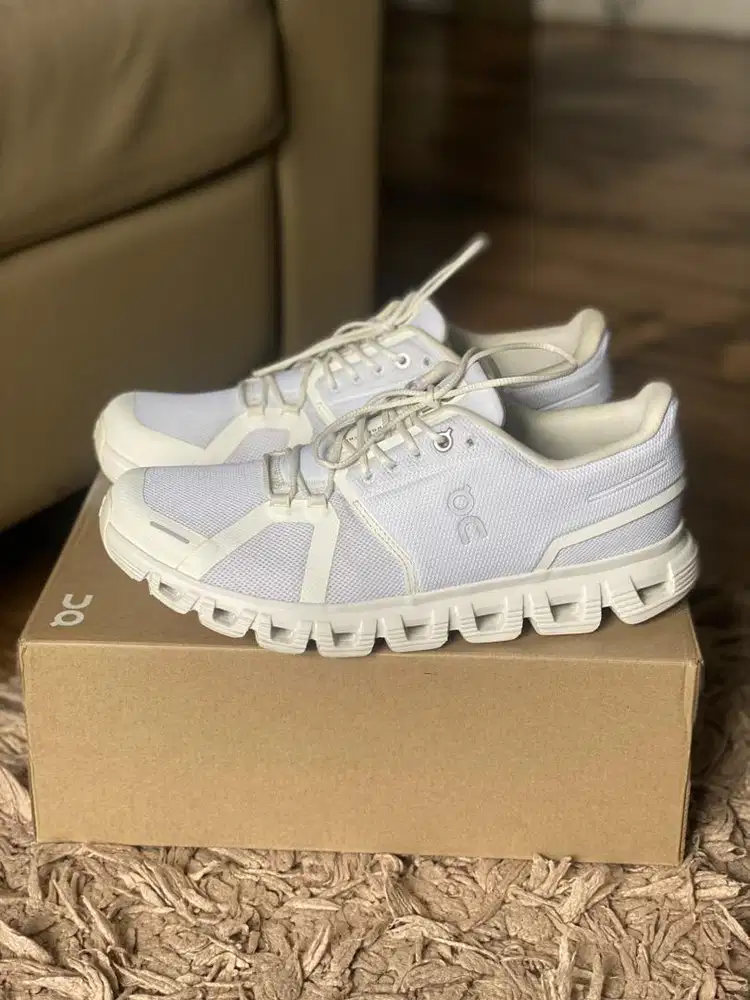 On Cloud 6 White