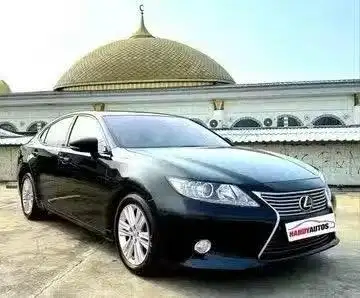 Lexus ES250 Tahun 2013 Automatic Hitam