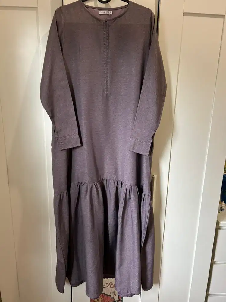 Dress ema daily size S