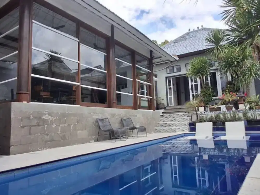 Villa 3 Bedroom plus 1 Mezanine For Rent, at Berawa, Canggu Area