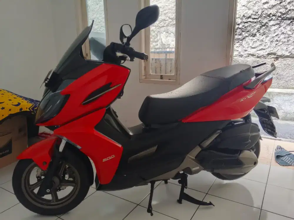 Kymco K XCT 200i