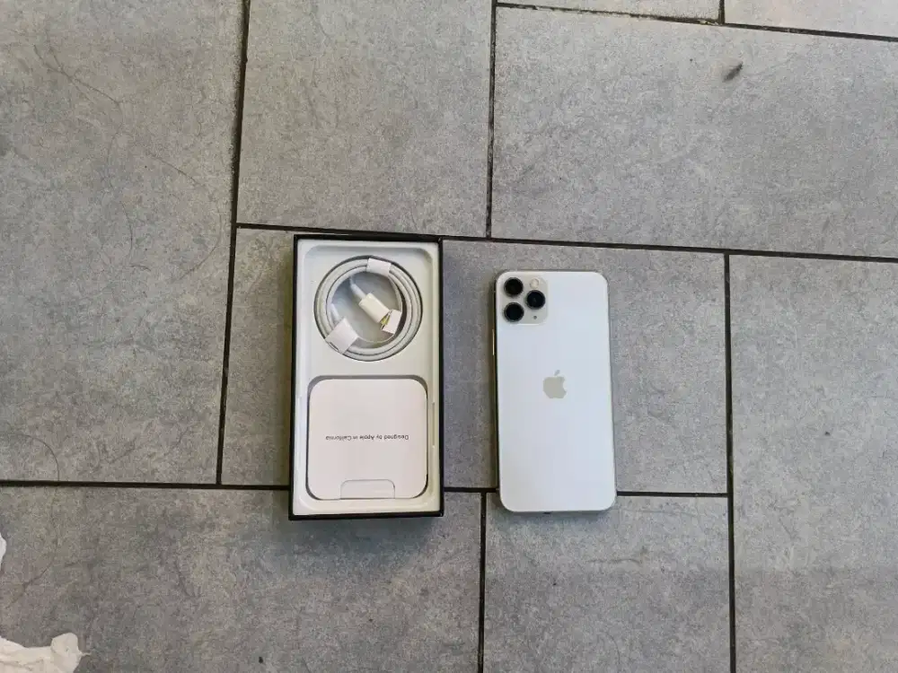 Iphone 11 pro 256gb tanda apple baru