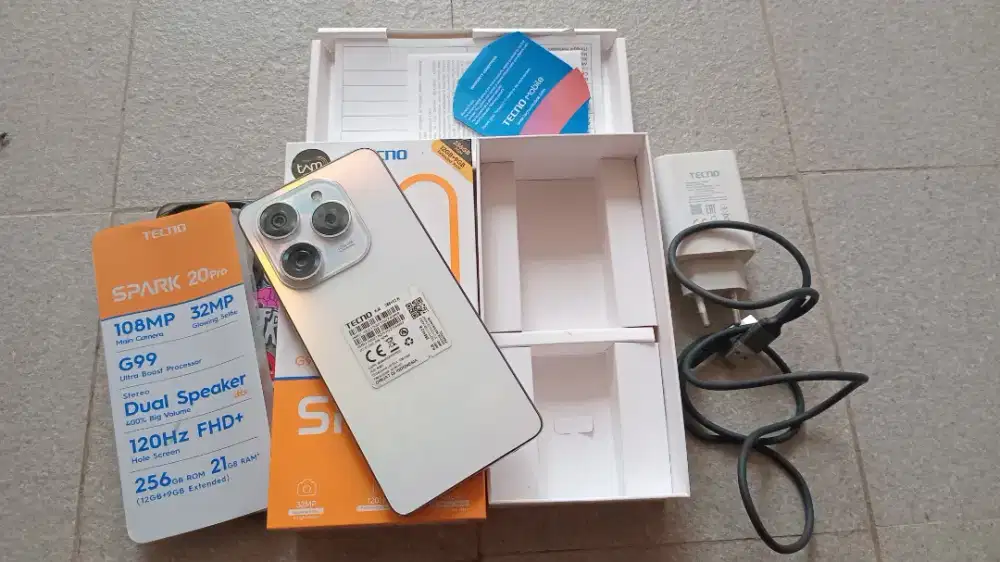 Tecno Spark 20 Pro Ram 12/256GB Fullshet