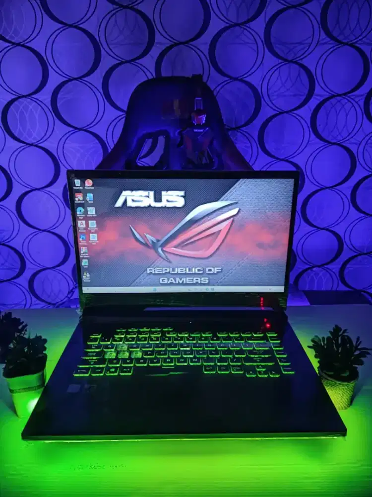 ASUS ROG Elektropunk STRIX III Premium Edition [RAM 16GB/SSD+HDD]