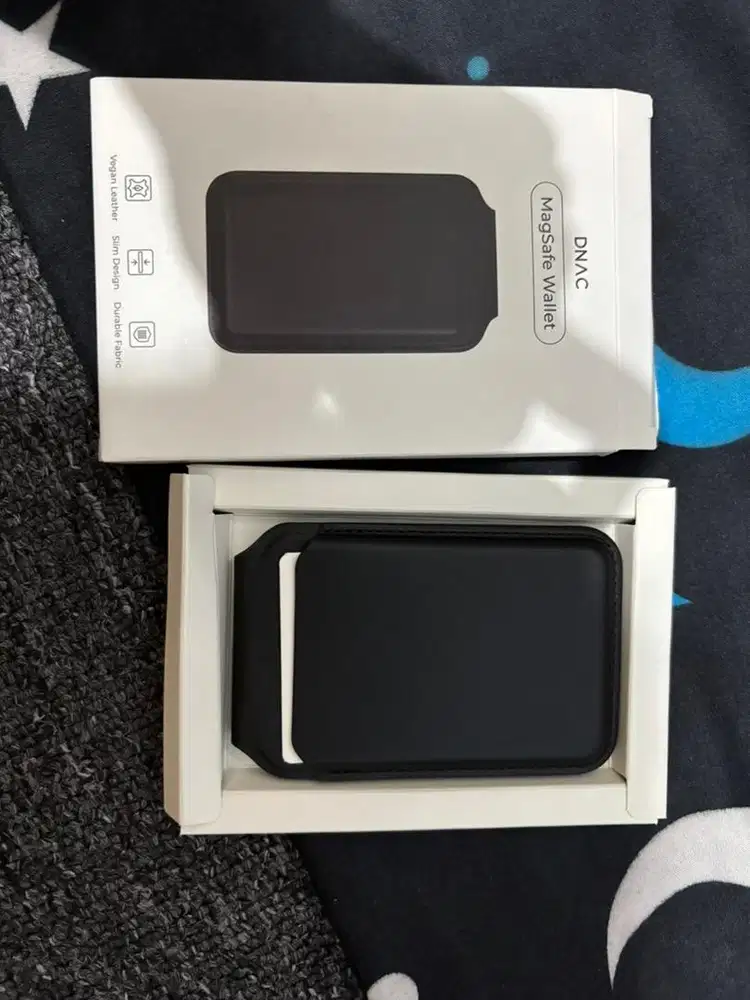 DNAC Magnetic Magsafe Wallet Phone Holder Card Wallet HP Stand