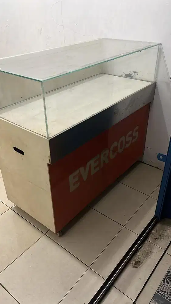 Etalase evercross