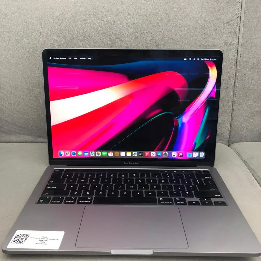 MacBook Pro 2020 • Apple M1 • 8GB / 512GB • Space Gray