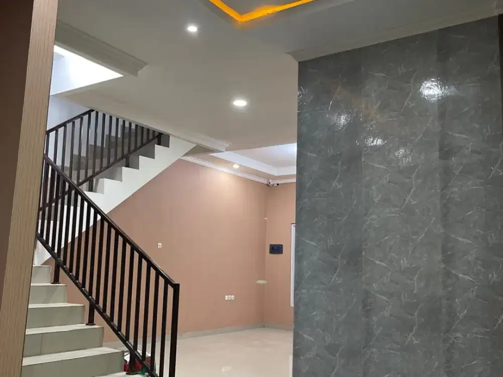 Turun 400 Juta! Rumah 2 Lantai di Imperial Gading 5 menit dari Kelapa Gading ukuran 8x15