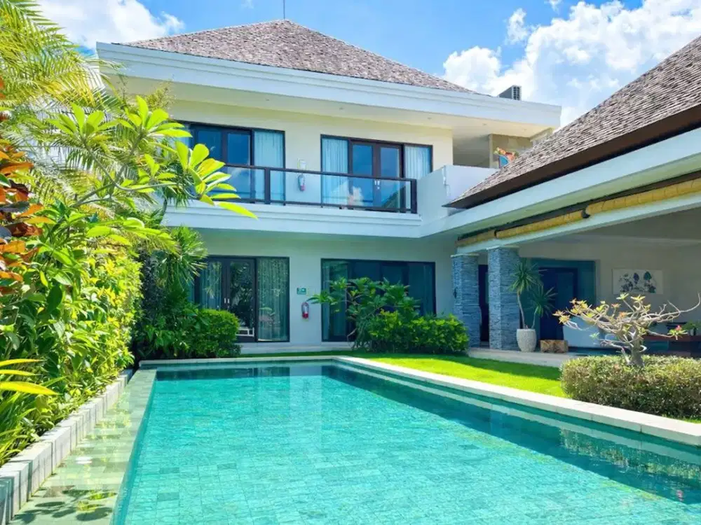 FREEHOLD | 5-BEDROOM VILLA IN PRIME BATU BOLONG, CANGGU