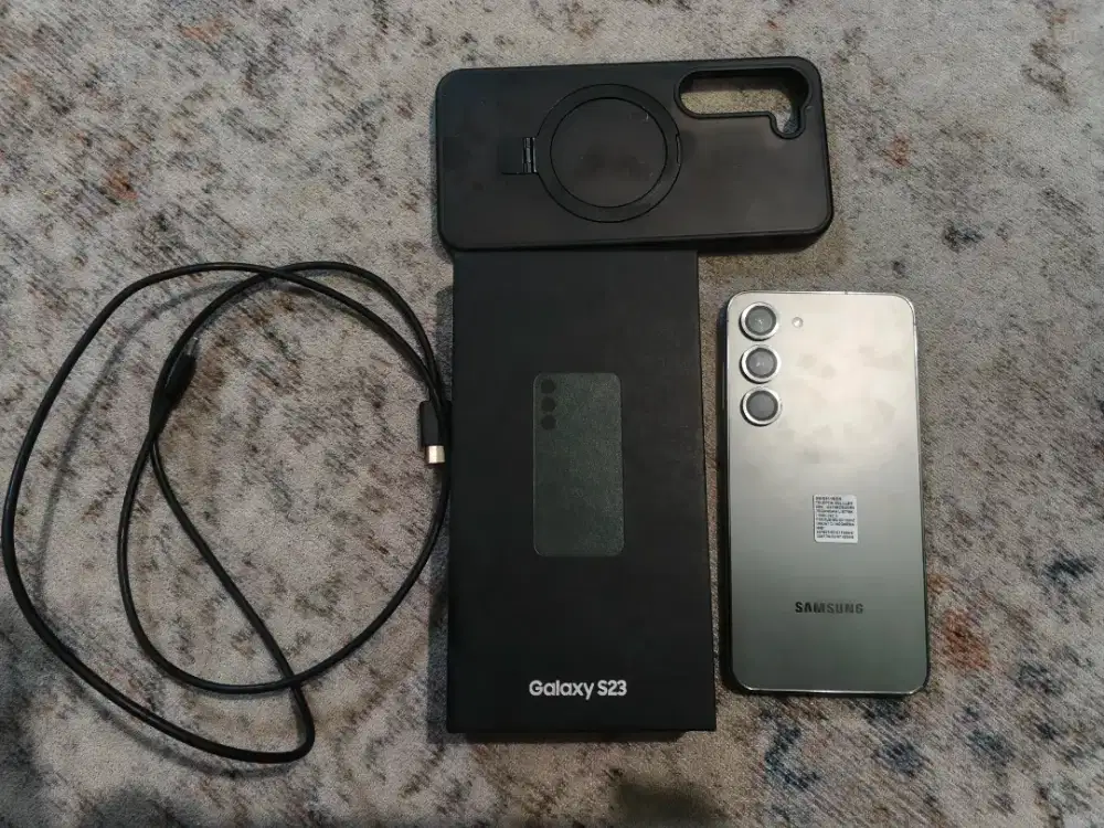 Samsung S23 muluss 8/256gb