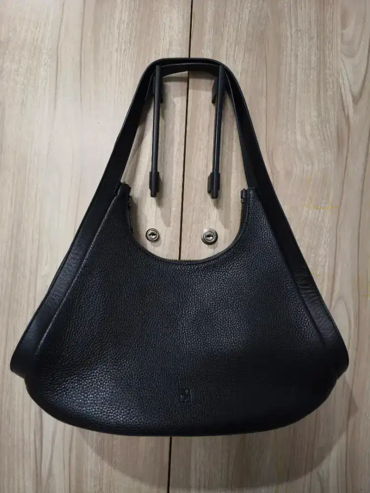 Purotti SANCHO Hobo Bag
Genuine Leather – Preloved60000