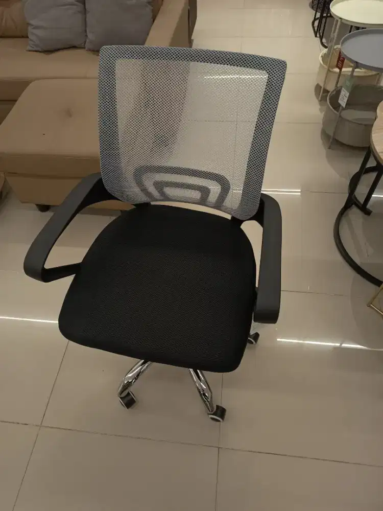 Promo Spesial Kursi Kerja