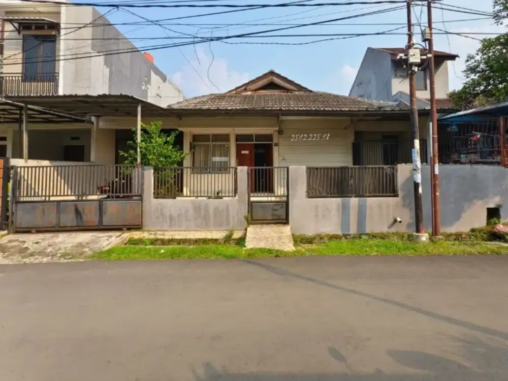 Dijual Rumah perlu renovasi di Pamulang Permai 1 Blok AX