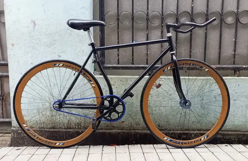 Sepeda Fixie Lokal S 700c doltrap, harga pas.. Cipinang