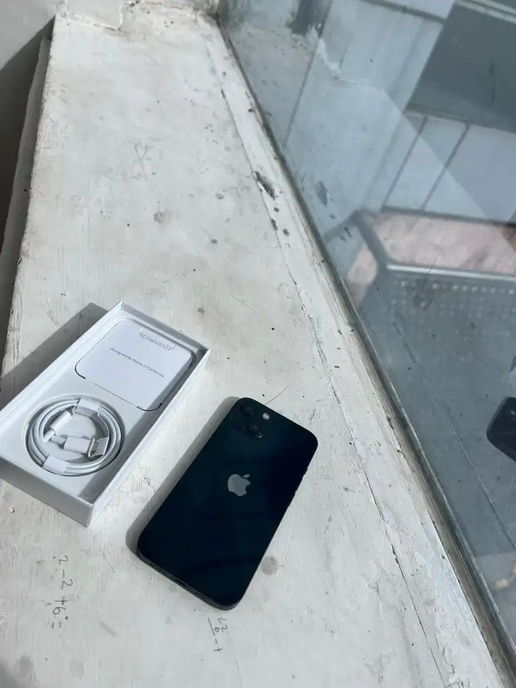 iphone 13 128gb memori sangat elegan