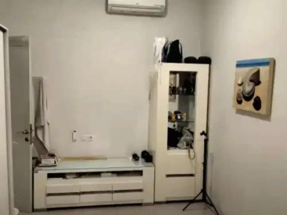 Rumah Di Puri Indah Jakarta Barat Luas 7x20m 2 Lantai SHM Full Furnished