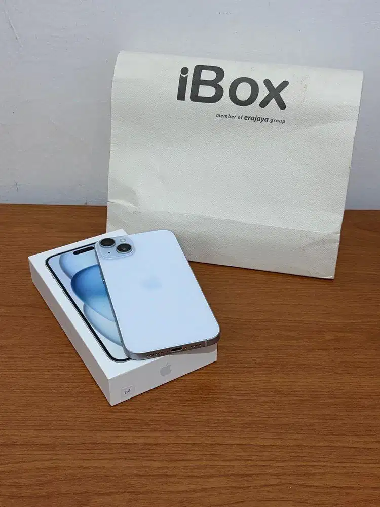 iPhone 15 128 Gb Blue iBox on garansi sampai bulan 3 /2026
