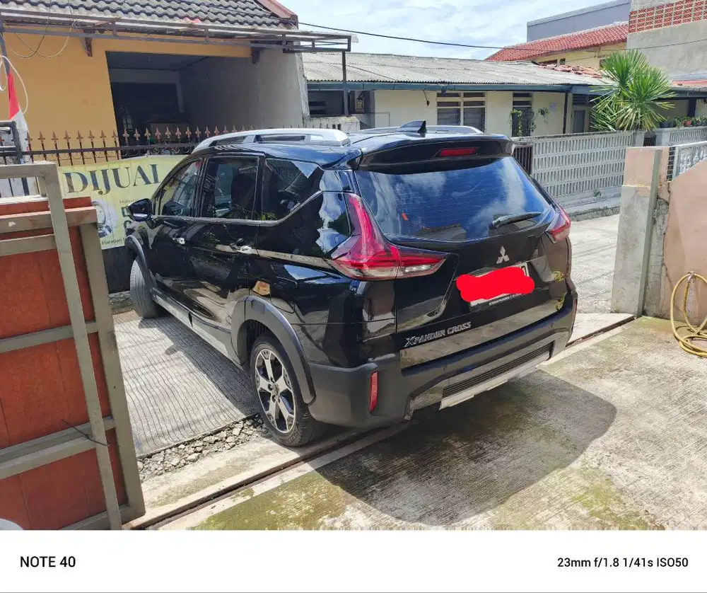 expander premium hitam 2020