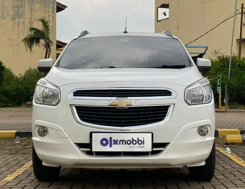 TDP 5,JT Chevrolet Spin 1.5 LTZ Bensin-MT Putih 2015