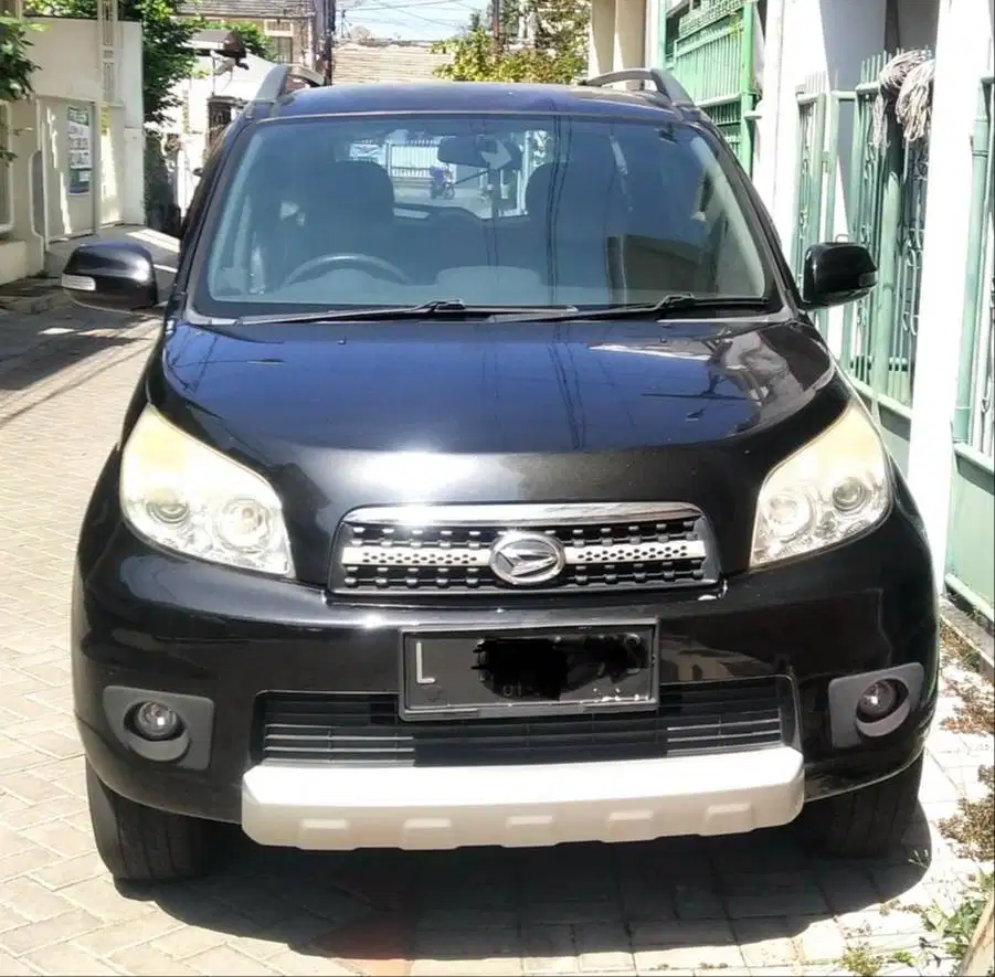 Daihatsu Terios TX 2013 Terawat Tangan Pertama