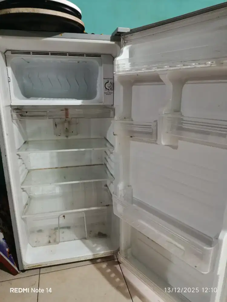 Kulkas Sharp  1 Pintu