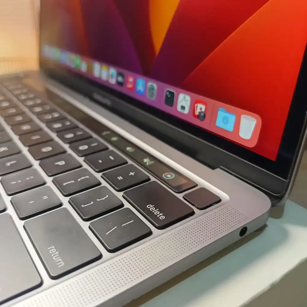 MACBOOK PRO M1 16/512