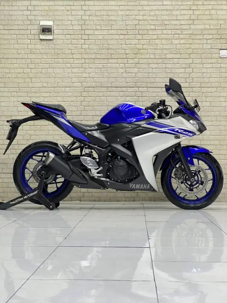 TERMURAH‼️ Yamaha R25 2016 Blue Favorit - Dava Mustika