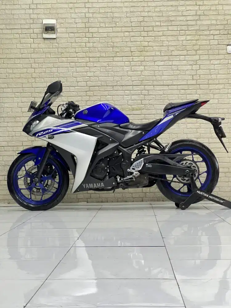 TERMURAH‼️ Yamaha R25 2016 Blue Favorit - Mustika Motoshop