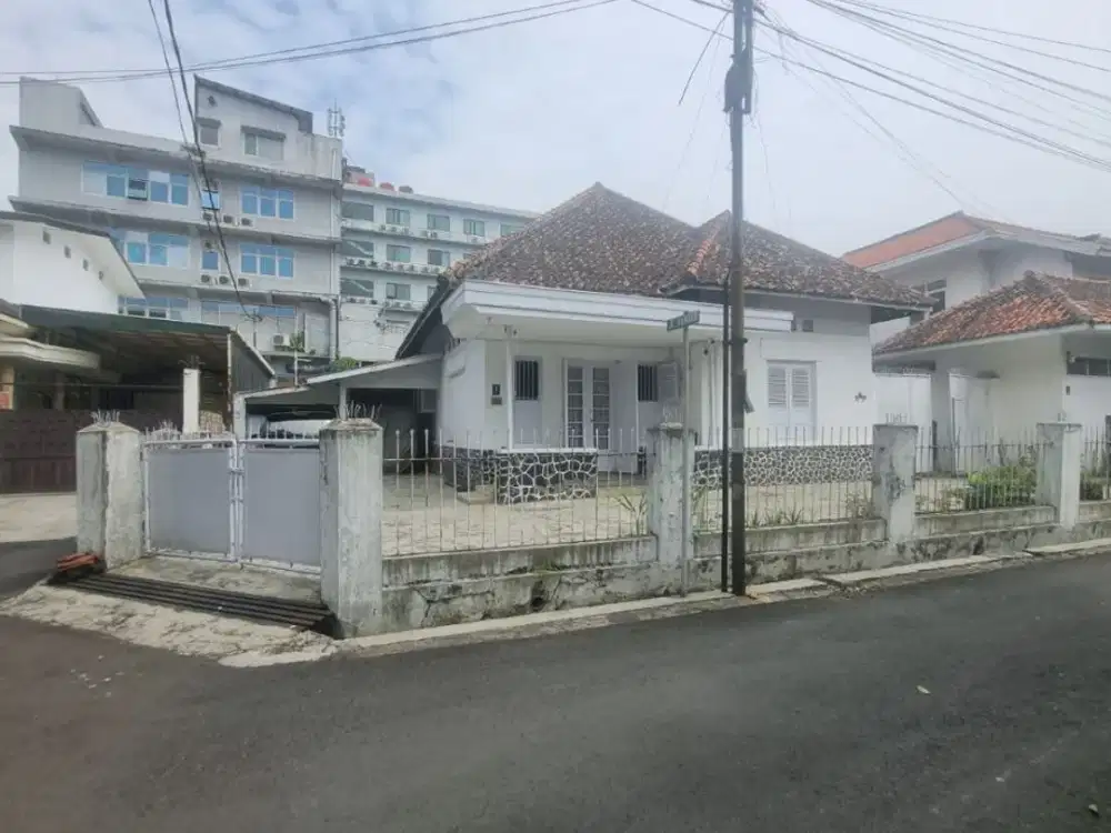 Rumah Belanda Tengah Kota bandung nego banyak