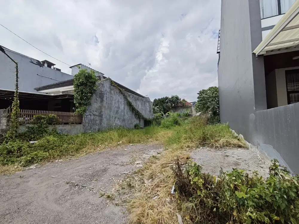 Tanah Matang Komplek Antapani Akses 2 Mobil