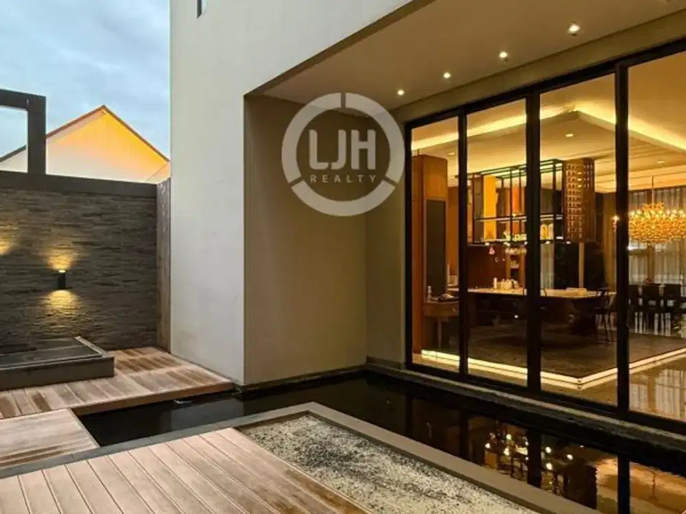 Rumah Mewah Cantik dan Siap Huni di Pelangi Raya, Kelapa Gading, Jakarta Utara